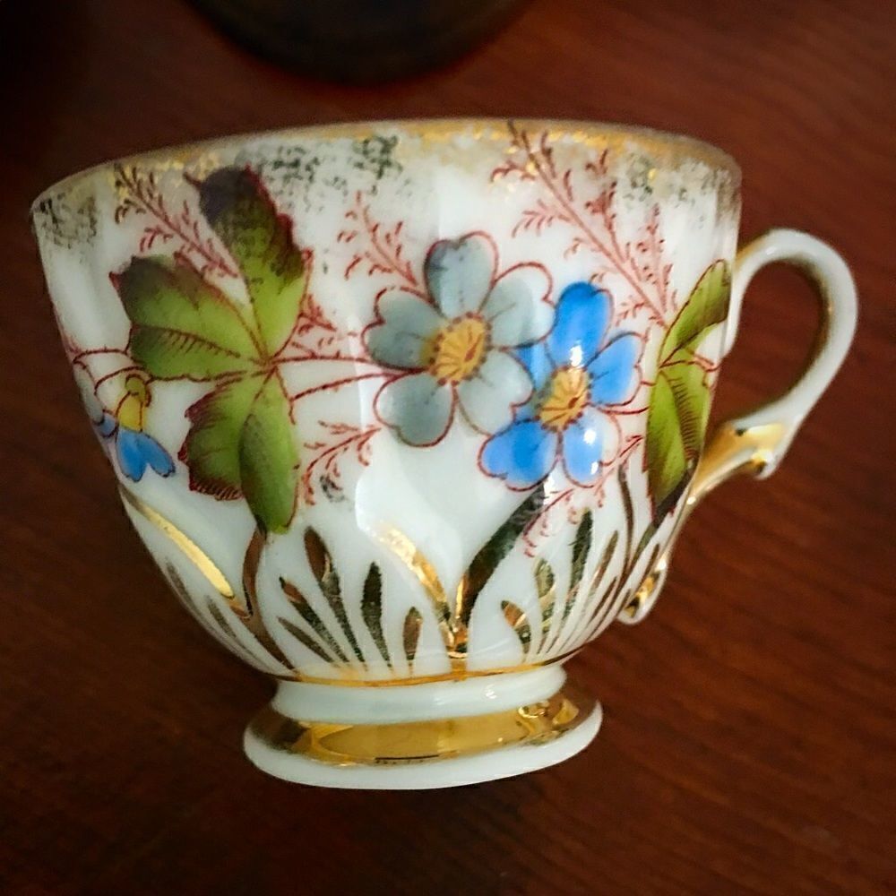 Vintage Porcelain Mini tea set with stand - Picture 3 of 4